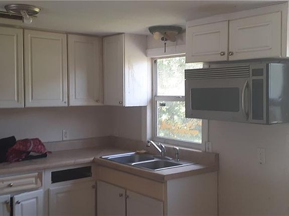 5th image of 2948 Fletcher Ave