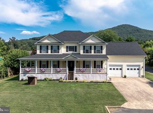 369 Eldon Yates Dr, Stanley, VA 22851