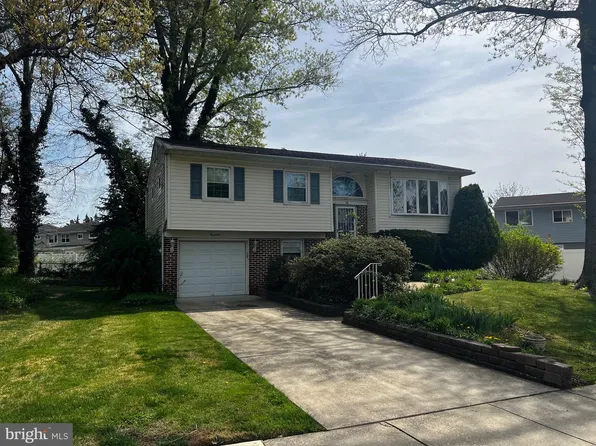 19 Washington Ave, Stratford, NJ 08084