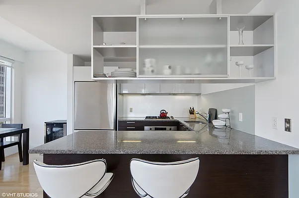 Rented by Keller Williams NYC | media 33