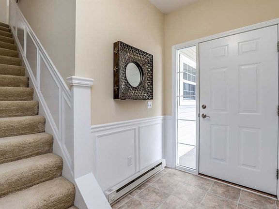 3rd image of 2938 Hunley Dr
