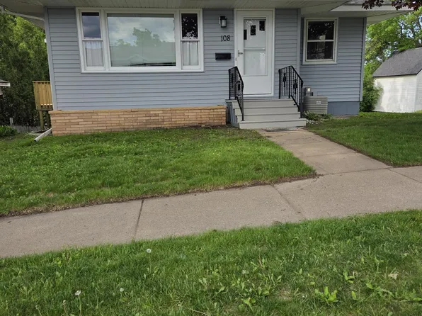 108 Paquin St E, Waterville, MN 56096