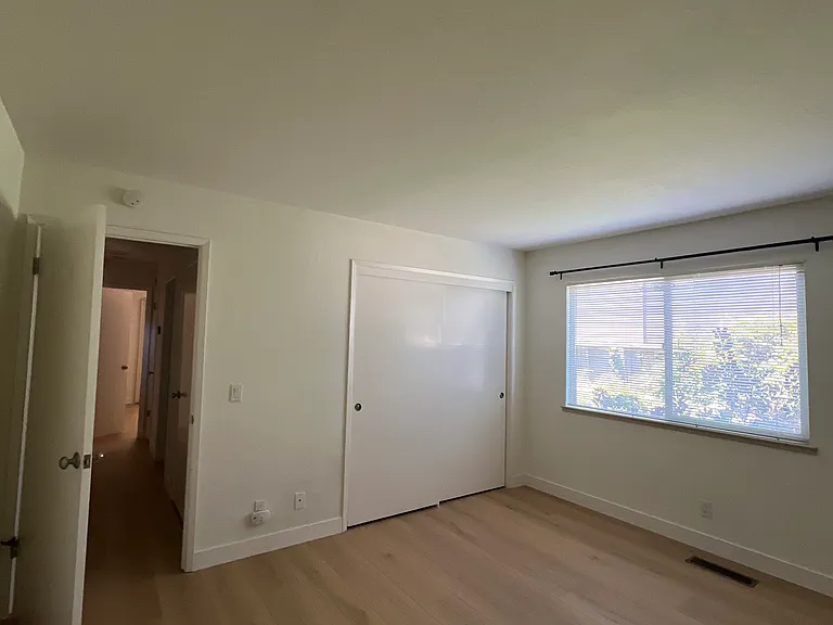 507 Court Way — Photo 20