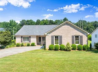 3260 Governors Ct, Duluth, GA 30096