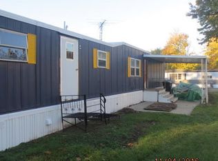 1565 N M 63 Hwy #101, Benton Harbor, MI 49022
