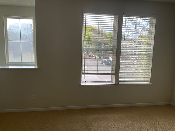 5th image of 1140 Campbell Ave