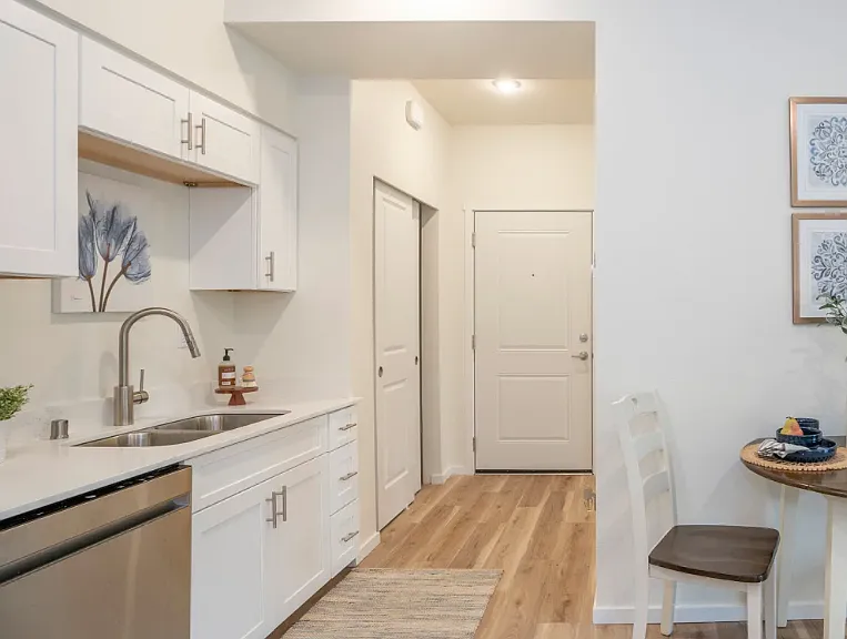 4546 S Junett St — Photo 7