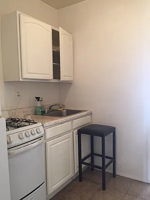 Rented by Grand & Co. | media 22