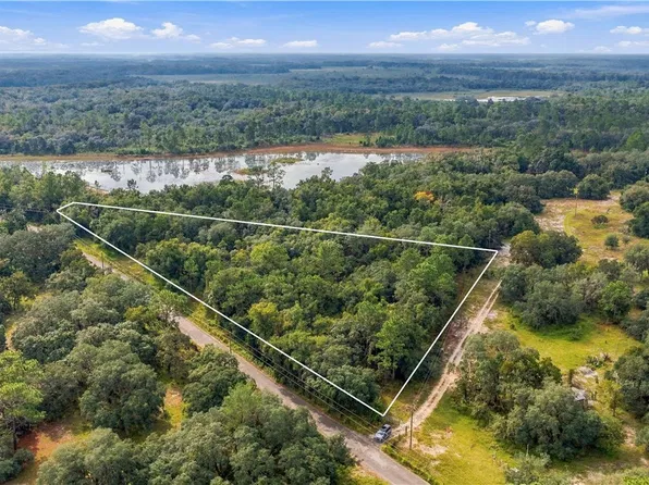 10442 E Moccasin Slough Rd, Inverness, FL 34450