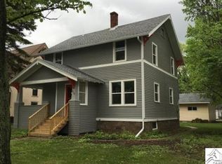 814 E Howard St, Hibbing, MN 55746
