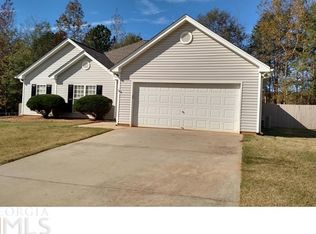 515 Greenfield Dr, Statham, GA 30666