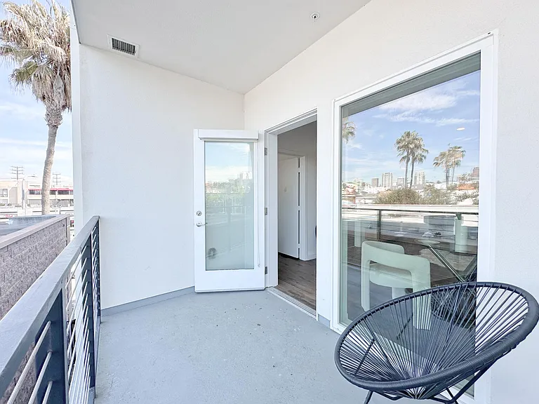1855 Westwood Blvd — Photo 1
