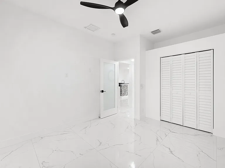 1209 Olympic Cir — Photo 27