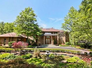 4692 W Wickford, Bloomfield Hills, MI 48302