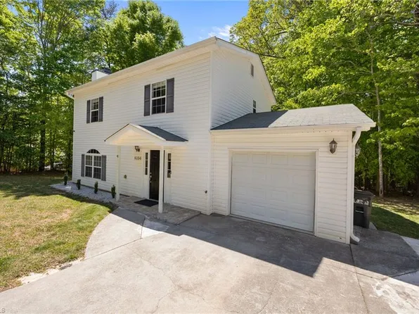 6156 Brinkley Park Dr, Belews Creek, NC 27009