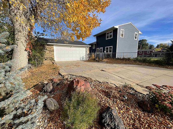 5th image of 3452 Brookside Dr