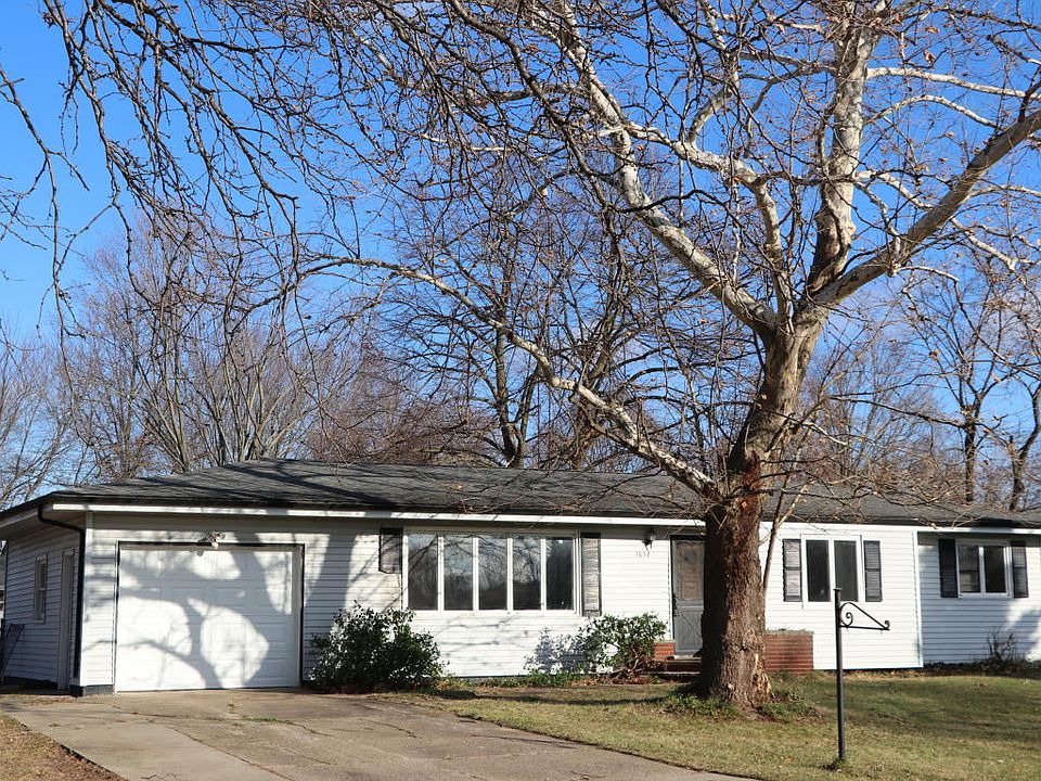 1st image of 1637 S Cherry Dr