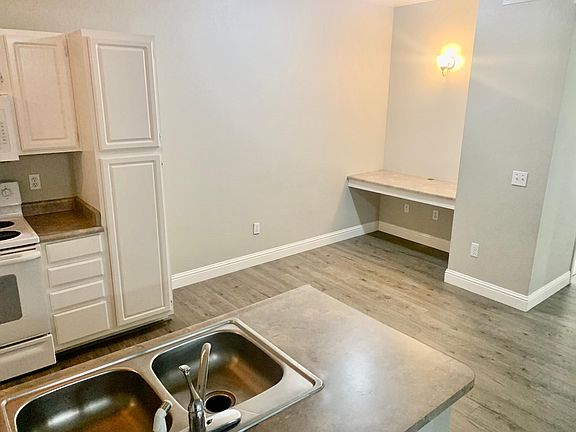 3rd image of 501 Gibson Dr APT 314