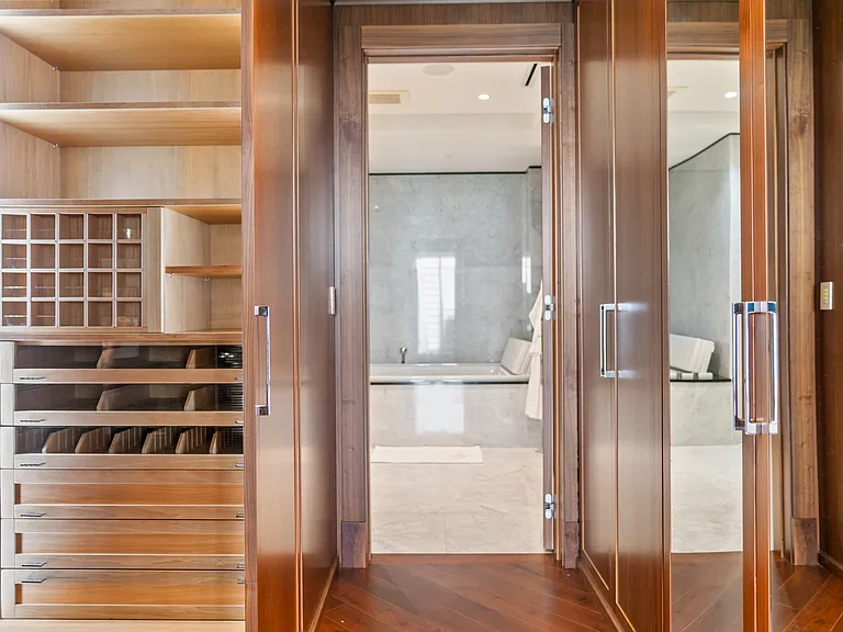 9703 Collins Ave #Penthouse 00 — Photo 29