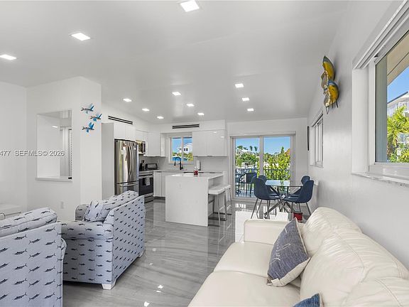 2nd image of 200 Plantation Shores Dr