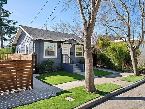 4th image of 1612 Carleton St