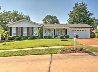 2828 Flameglow Dr, Saint Louis, MO