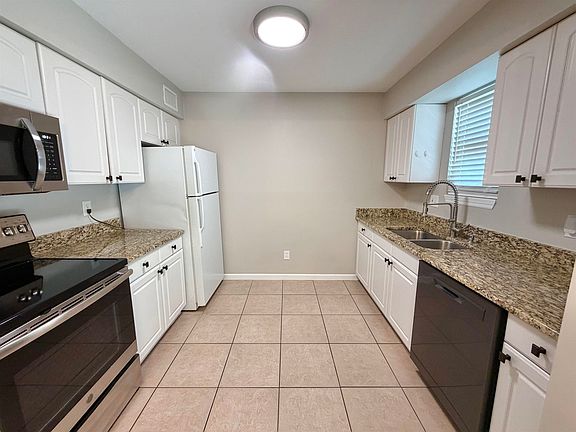 5th image of 1951 N Meridian Rd APT 67