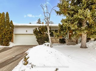 34 Turnvale Rd, Toronto, ON M9V 1L7