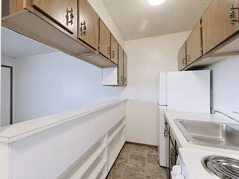 Parliament Gardens — Photo 27