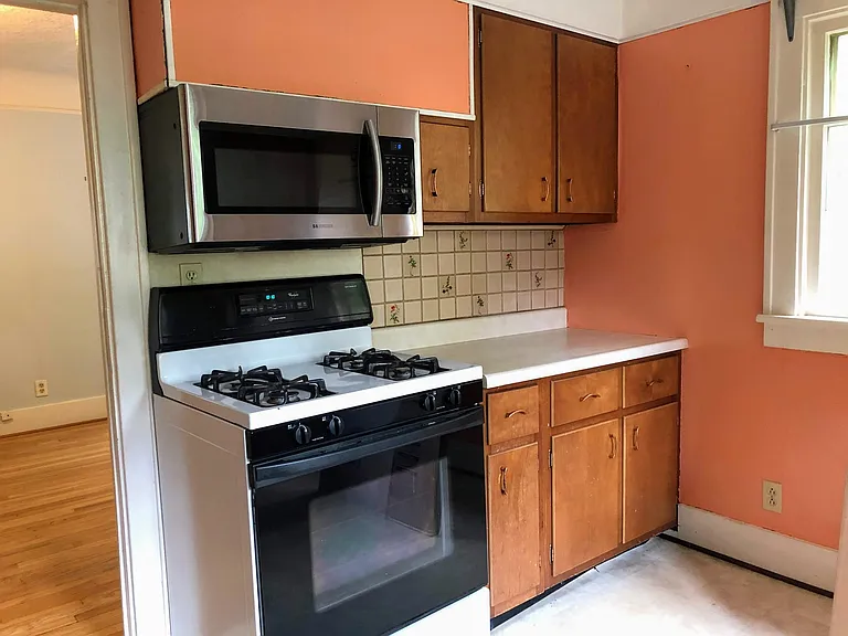 224 Garfield Ave NW — Photo 7