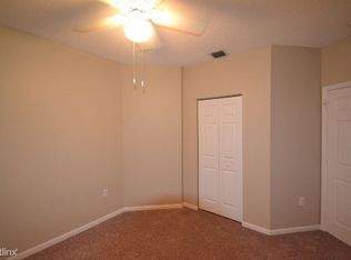 19320 NW 3rd St, Pembroke Pines, FL 33029