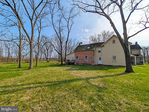 3rd image of 173 Township Line Rd