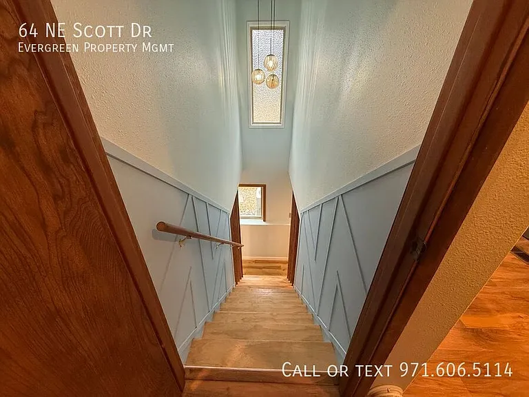 64 NE Scott Dr — Photo 38