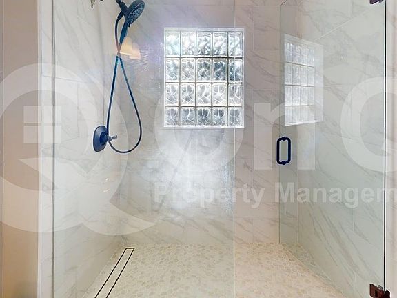 3rd image of 2521 N Garrett Ave