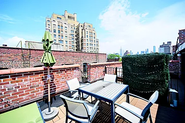 Rented by Urbane Brokerage