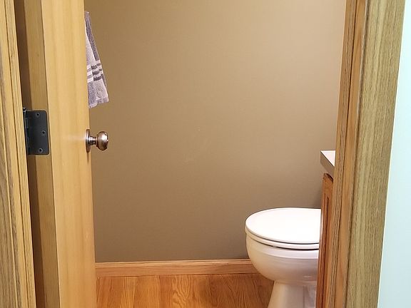 4th image of 6801 S 88th St