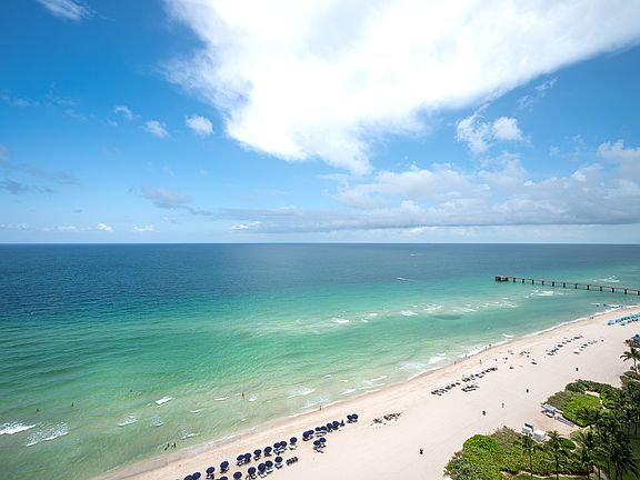 5th image of 17121 Collins Ave APT 2106