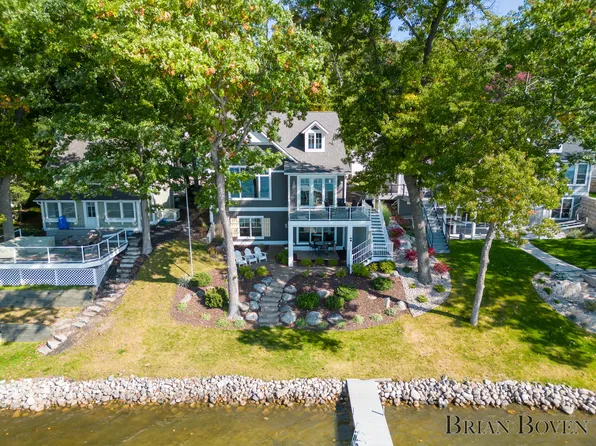 2725 Elmwood Dr, Pierson, MI 49339