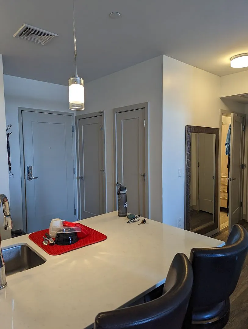 Brighton luxury 1 bedroom for October 15th — Photo 1