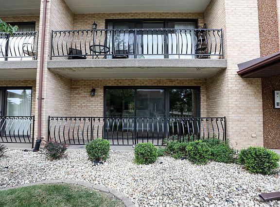 3rd image of 8336 160th Pl APT 1W