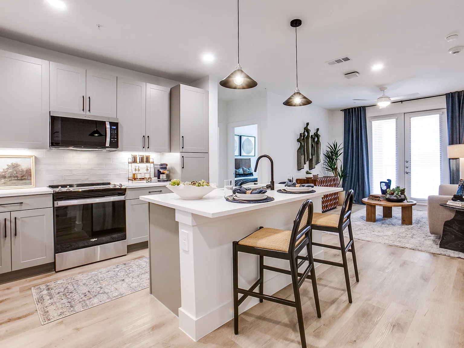 Aura Northline — Photo 1