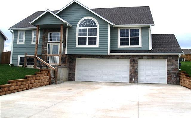 1st image of LOT 23 Sycamore St
