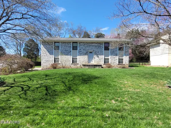 2029 NW Ho Co Ta Ke Ln, Knoxville, TN 37912