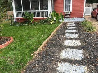 525 Park Dr, Statesville, NC 28677