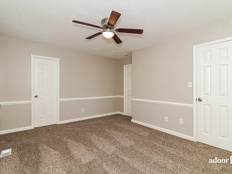 96 Seals Dr — Photo 12