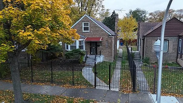 9640 S University Ave photo 1