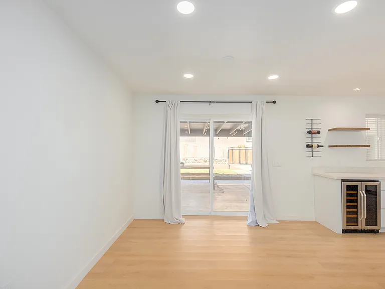 9829 N 4th Ave — Photo 9