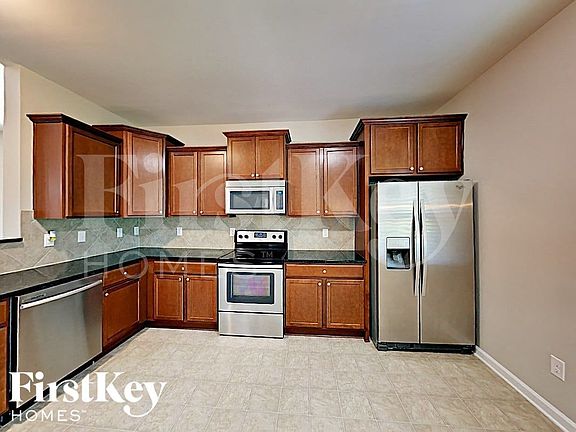 5th image of 3917 Catawba Hills Dr