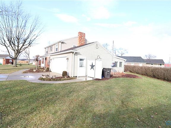 2nd image of 3 Barlow Ct