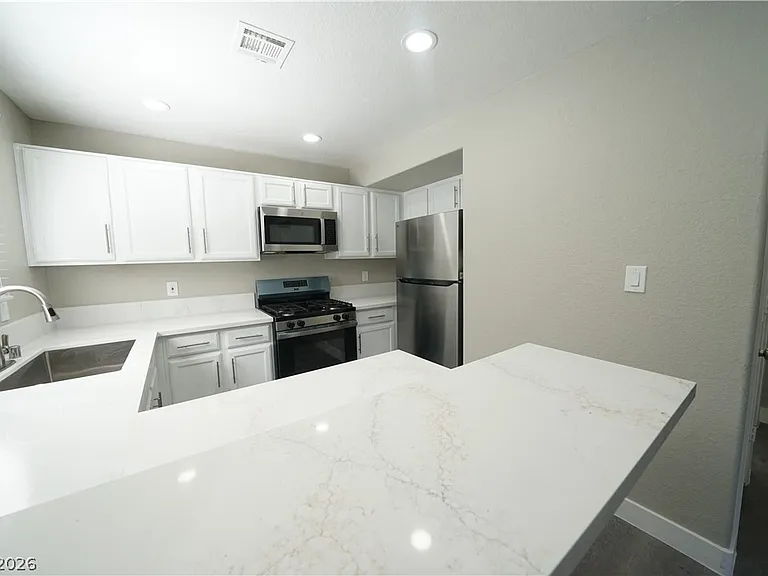 5022 S Rainbow Blvd #105 — Photo 14